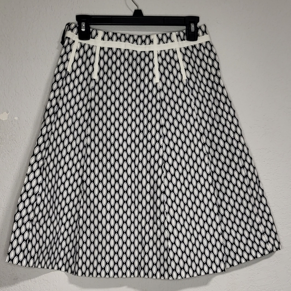 GAP A-Line Stretch skirt Size 0 Reg - Picture 2 of 2